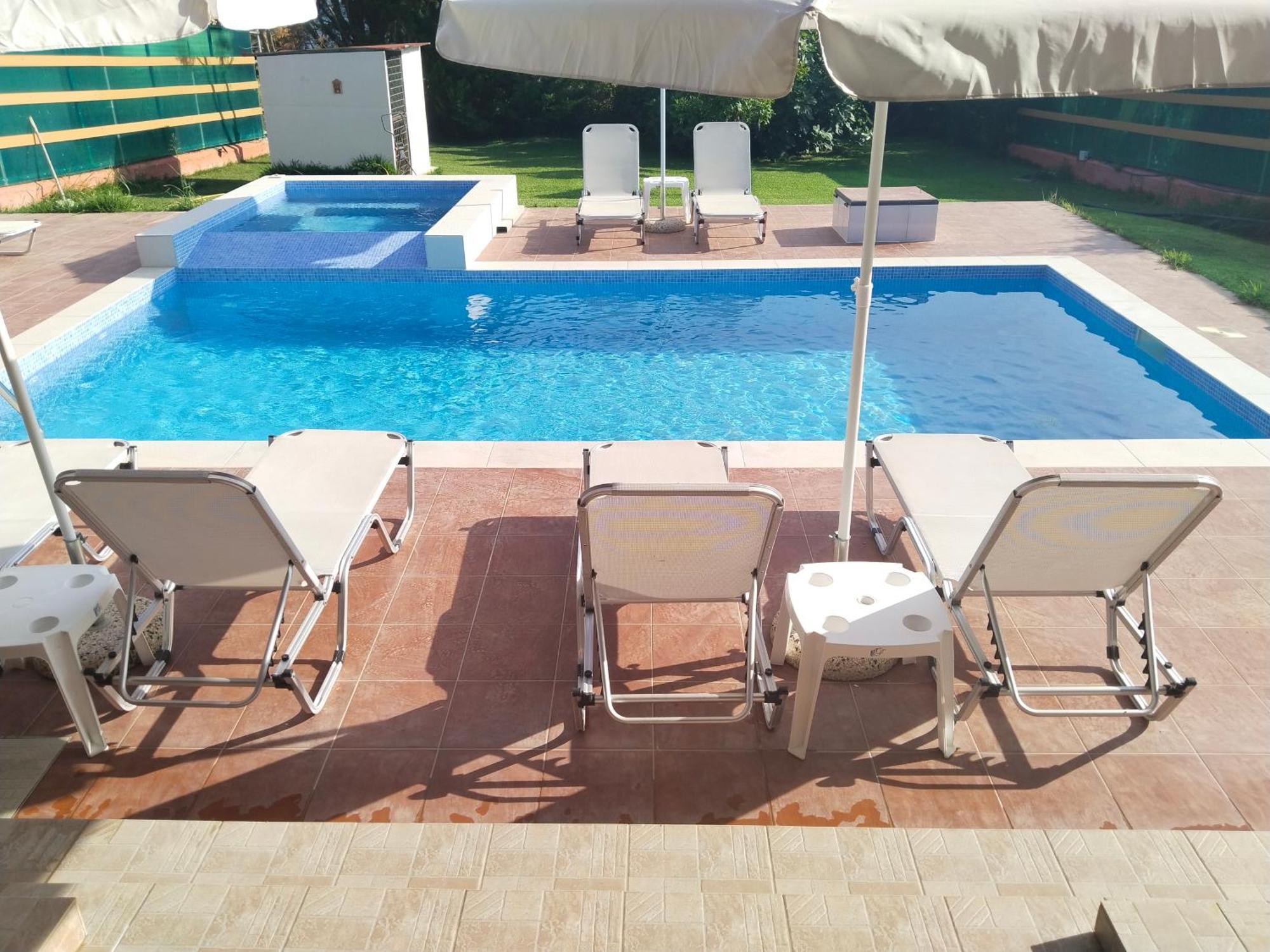 Maria Lemoni Swimming Pool Apartment Неа-Скіоні Номер фото