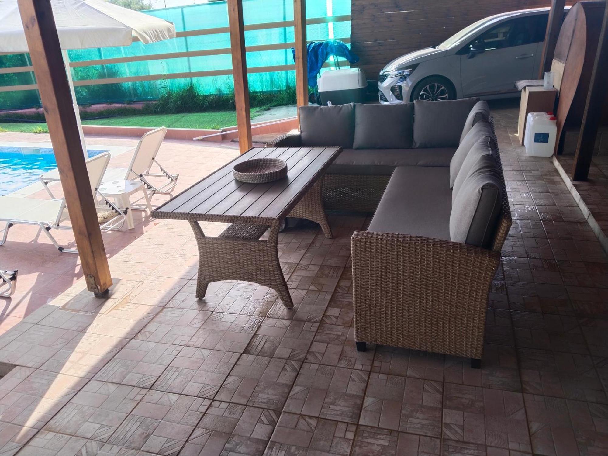 Maria Lemoni Swimming Pool Apartment Неа-Скіоні Екстер'єр фото